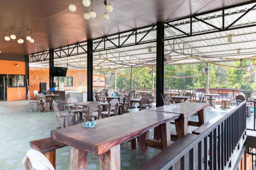 Oyo 755 Rattana Resort Ko Lanta Eksteriør billede